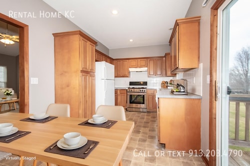 Photo - 23504 W 73rd Terrace