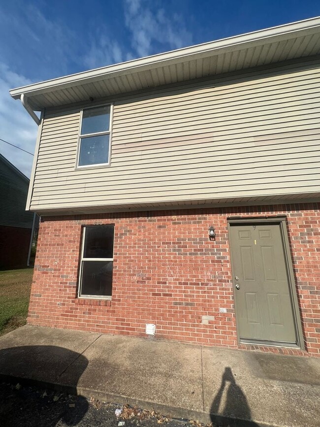 Photo - 427 Mt Pelia Rd Unit 9