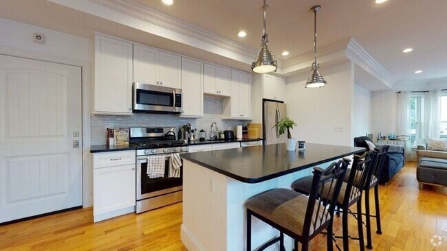 Building Photo - 15 Preble St Unit 2 Rental