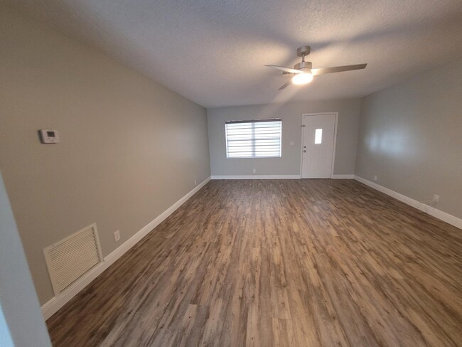 Photo - 516 NW 54th St