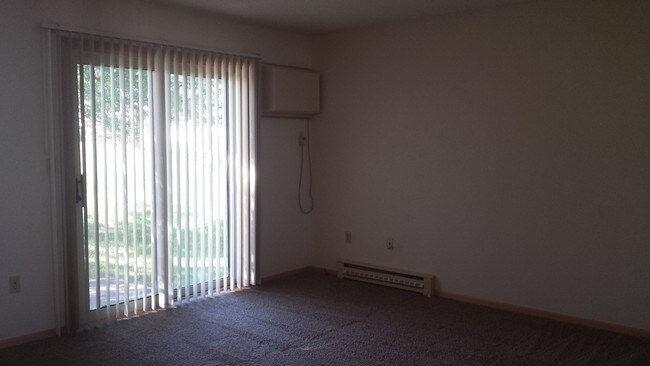 Photo - Pine Manor Townhouses