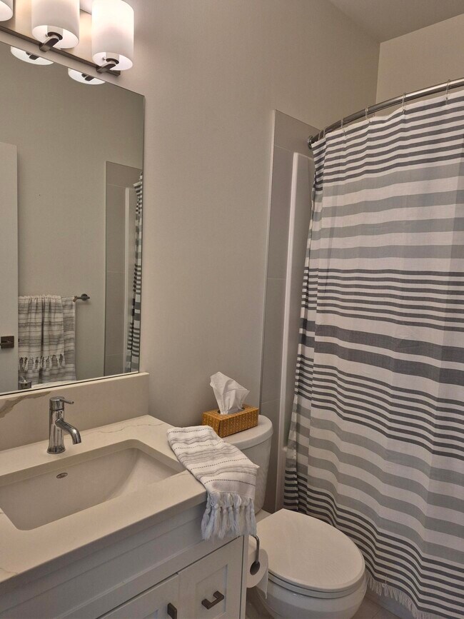 Photo - 3334 Trumpeter St