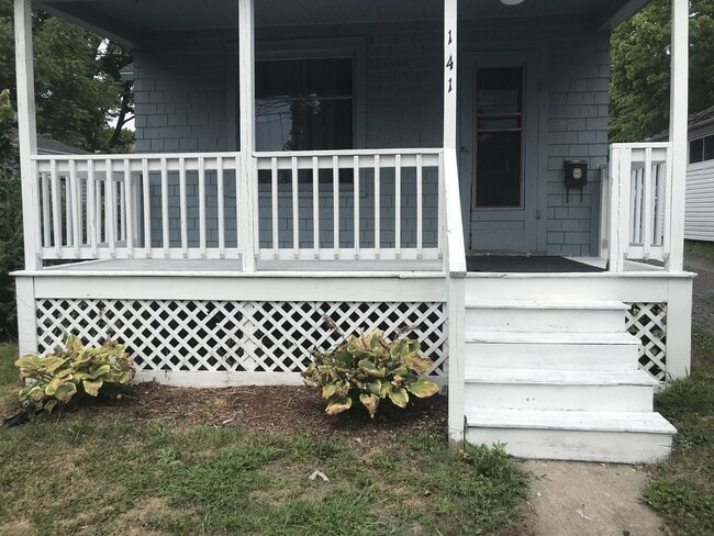 141 W Cayuga St