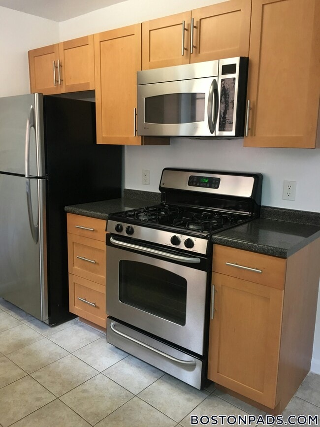 Photo - 60 Brattle St Unidad 202