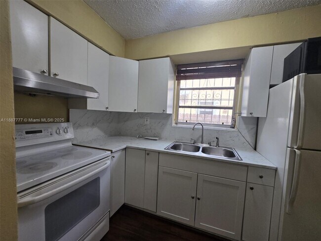 Photo - 2835 NW 22nd Ave Unidad 2