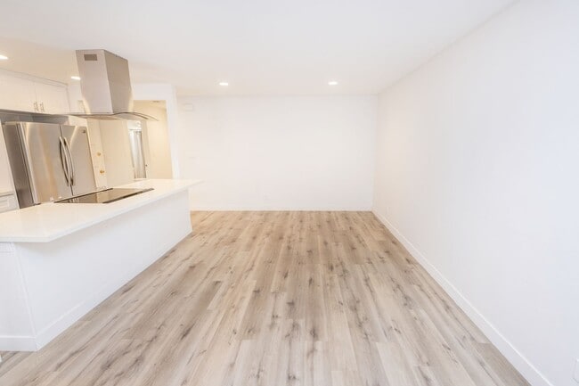 Photo - Spacious 1BR/1BA condo with patio and parking! Lake Murray Area $2195.00 Unit 4