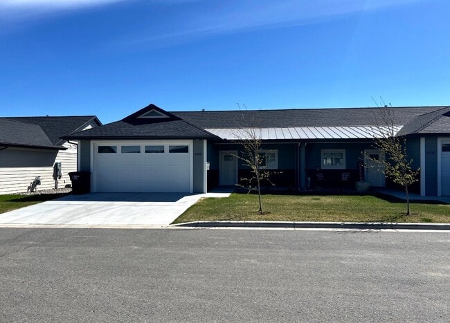 Building Photo - 6330 Beckville Ln