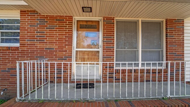 Photo - Cozy 3-Bedroom Home with Corner Lot in Rincon