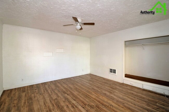 Photo - 1934 Tenth St