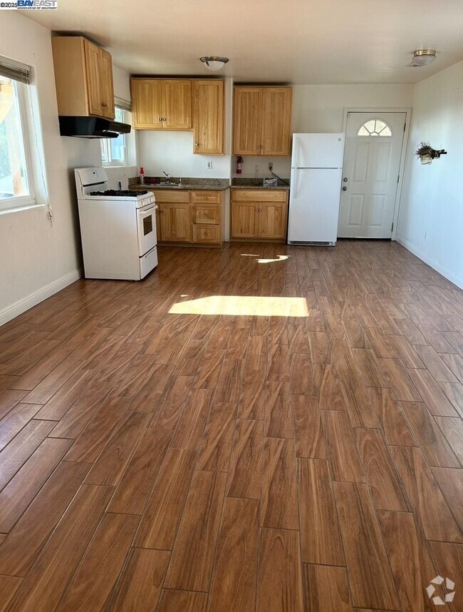 Building Photo - 0 Robey Dr Rental