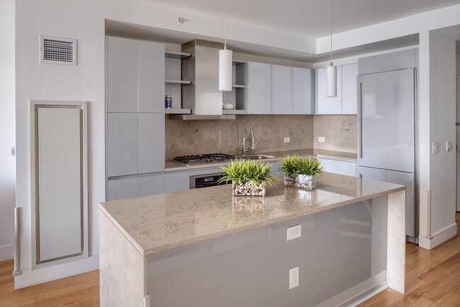 Photo - 77 Hudson St Unit 2907