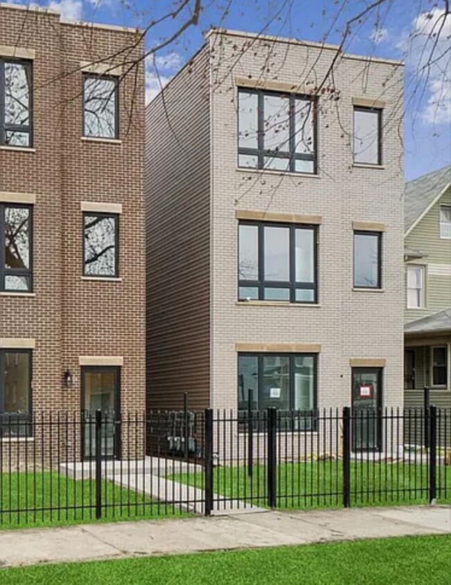 Photo - 630 N Long Ave