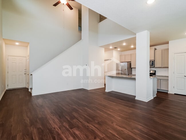 Photo - 2739 Spencebrook