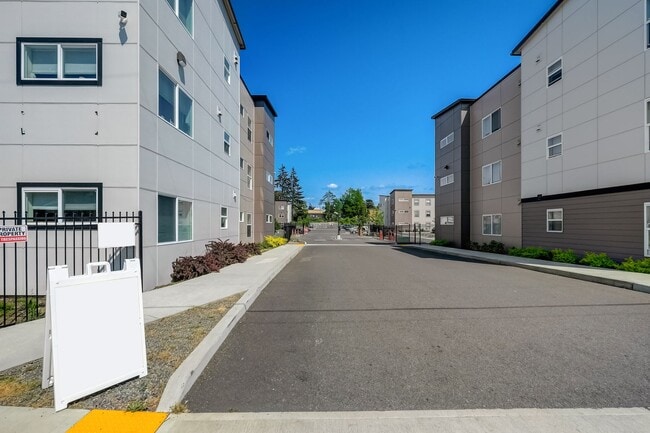 Grand Pacific Apartments