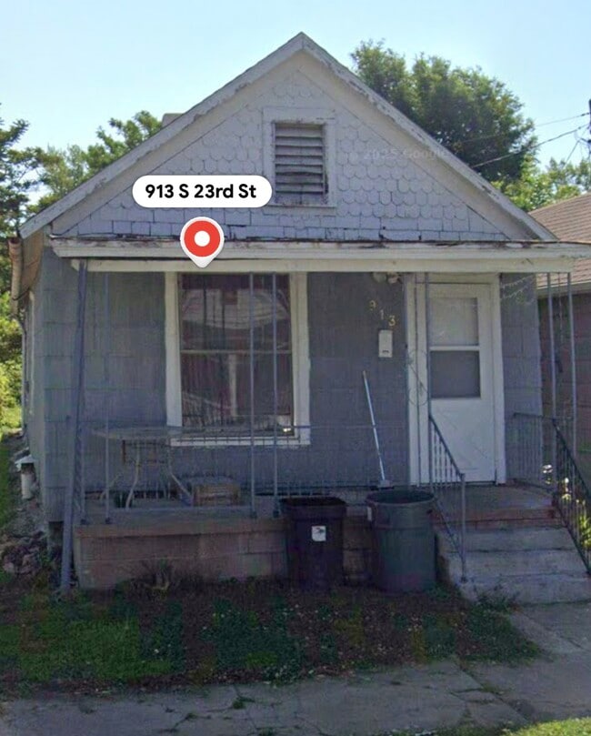 913 S 23rd St