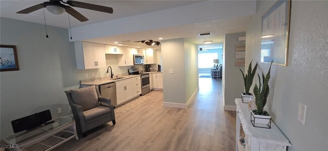 Building Photo - 434 Tudor Dr Unit 1H