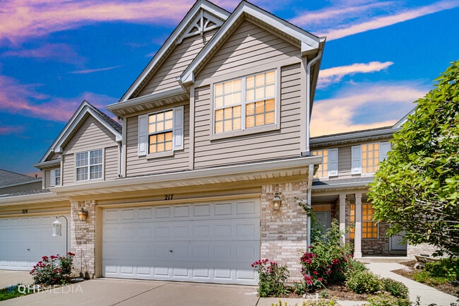 Photo - 217 Wimbledon Pl