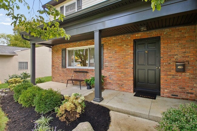 1701 Moreland Dr