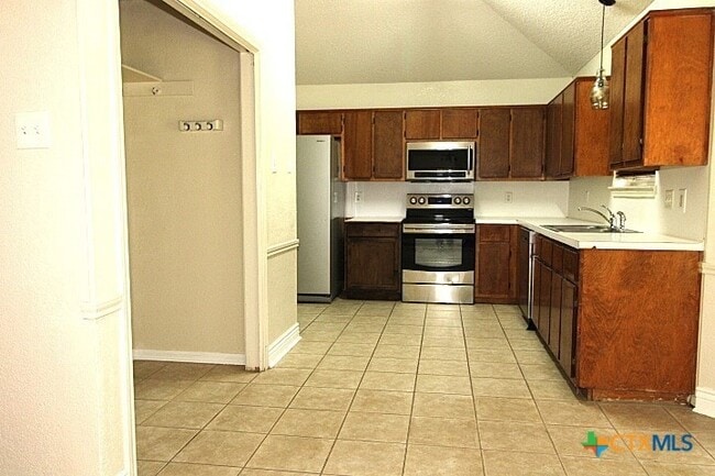 Photo - 213 Bronc Dr