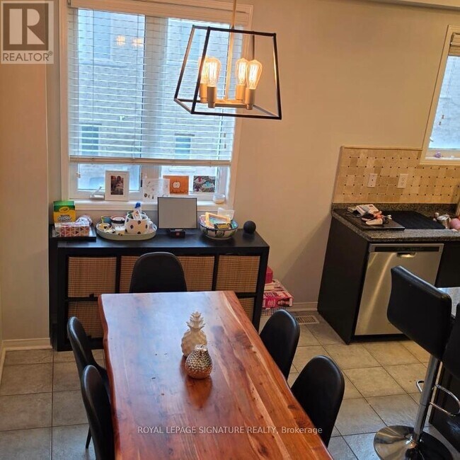 Photo - 2171 Fiddlers Way