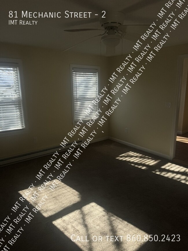 Photo - 81 Mechanic St Unit 2