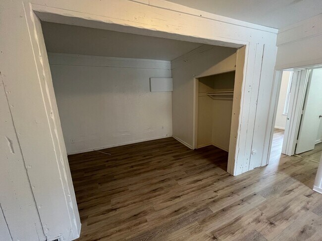 7543 Melrose St Unit 2nd Floor