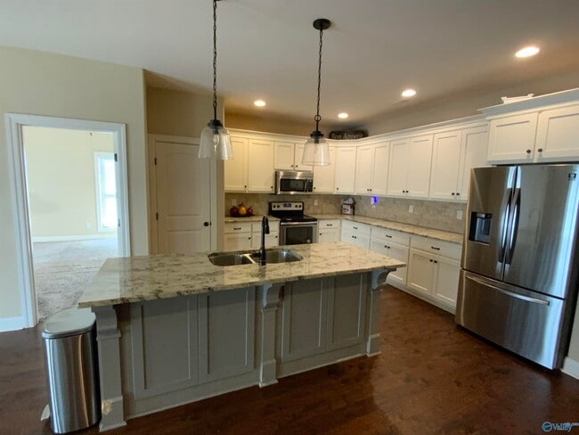 Building Photo - 111 Fawn Forest Dr