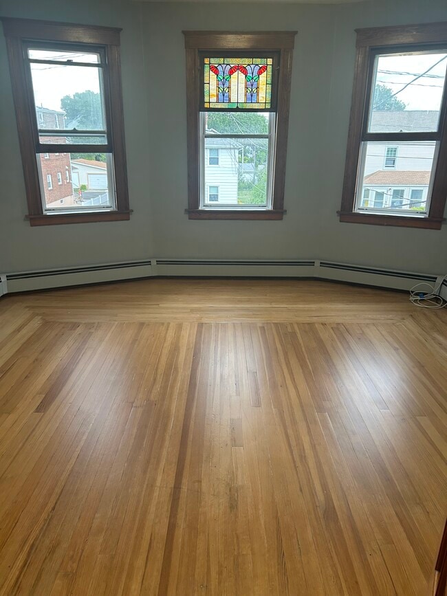 Photo - 188 Gold St Unit 2
