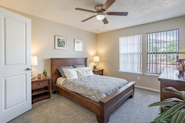 Photo - Mountain View