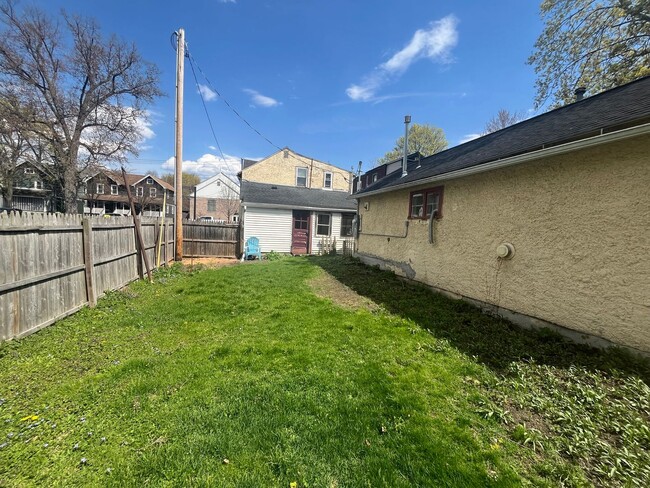 510 N Albany St Unit #1
