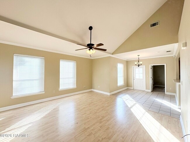 Photo - 4441 Burbank Dr