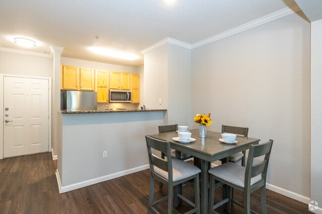 1HAB, 1BA - 706 ft² - Comedor y cocina