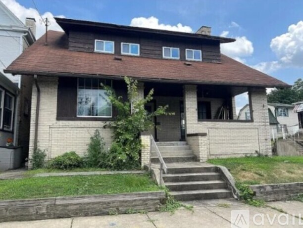 Photo - 500 Marwood Ave