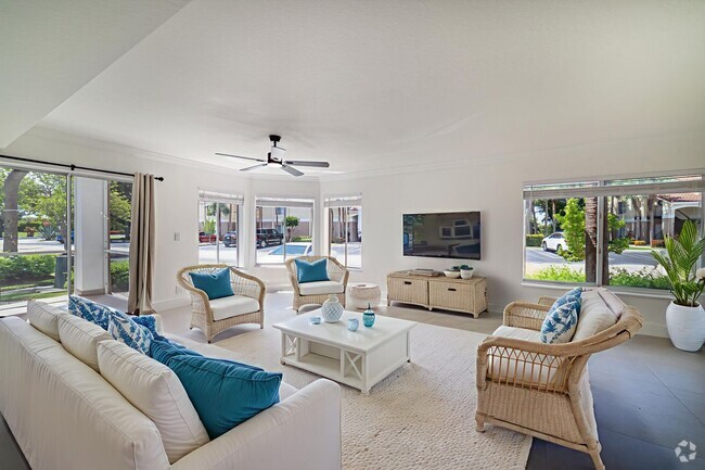 Building Photo - 815 Boynton Beach Blvd Rental