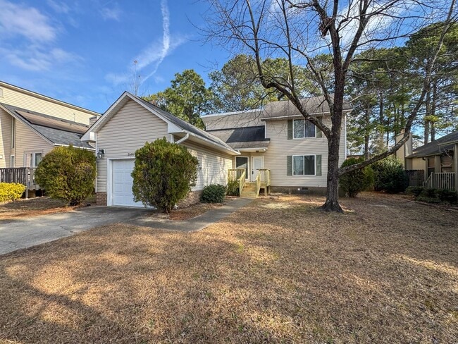 Photo - 3 Bed 2 Bath Home with Fenced Backyard