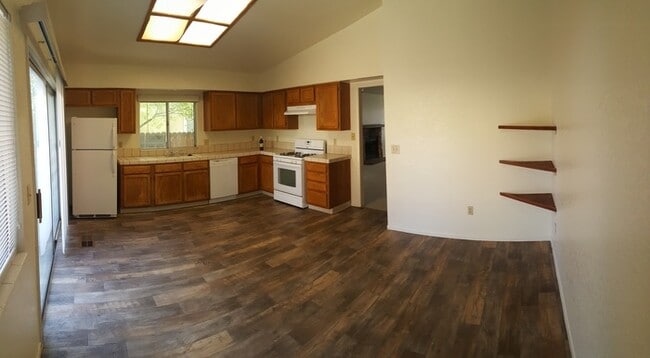 Photo - Sparks 3 bed 2 bath 2 car garage home located near The Marina For Rent