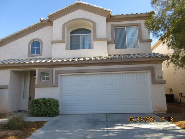 Photo - 211 Tayman Park Ave