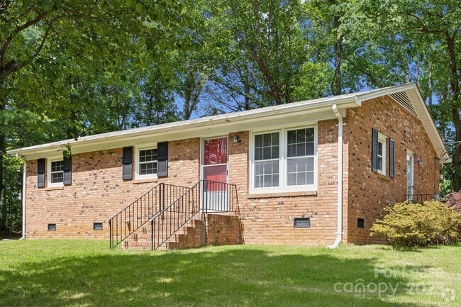 Building Photo - 1975 Peace Rd Rental