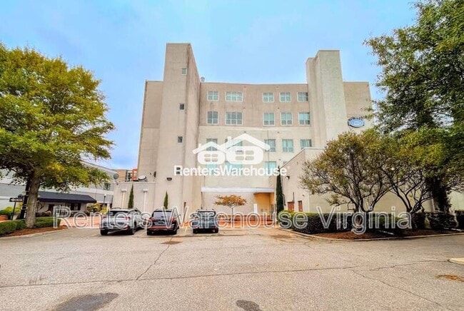 Building Photo - 500 Granby St