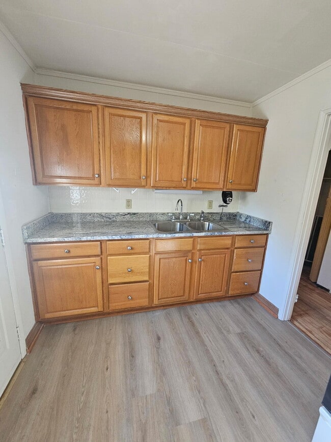 Photo - 418 Palm Dr S