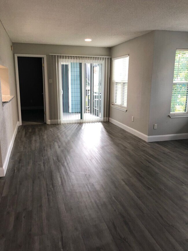 3716 Idlebrook Cir