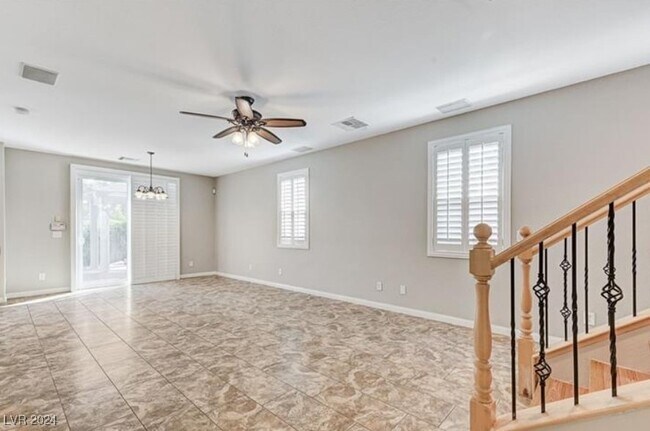 Photo - 6708 Coast Valley St