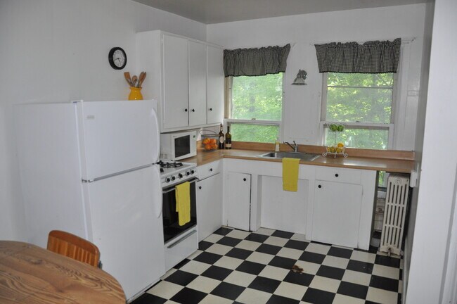 Photo - 116 Ferris Pl