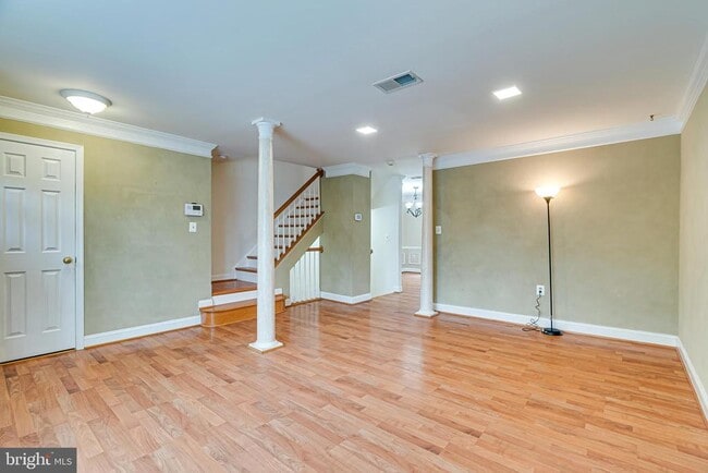 Photo - 5708 Heritage Crossing Ct