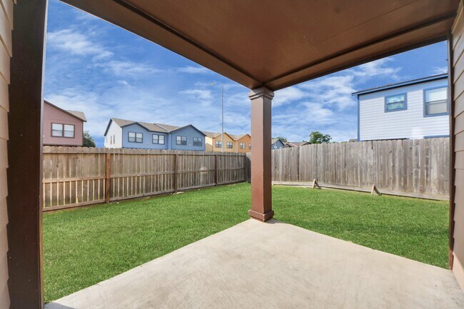 Photo - 4327 Oak Ridge Dr Unidad A
