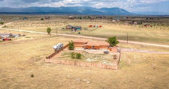 Photo - Spacious 5-Bedroom Home on 5 Acres with Panoramic Mountain Views & Endless Possibilities