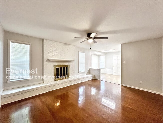 Photo - 5697 Tulip Tree Dr