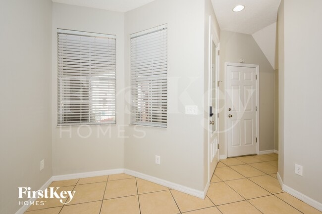 Photo - 9576 Silver Buttonwood St