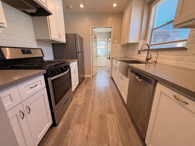 Photo - 2nd St., 829-831 Unidad 829