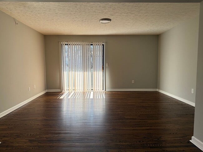 Photo - Completely Renovated 2 Bedroom / 2 Bathroom Apartment!